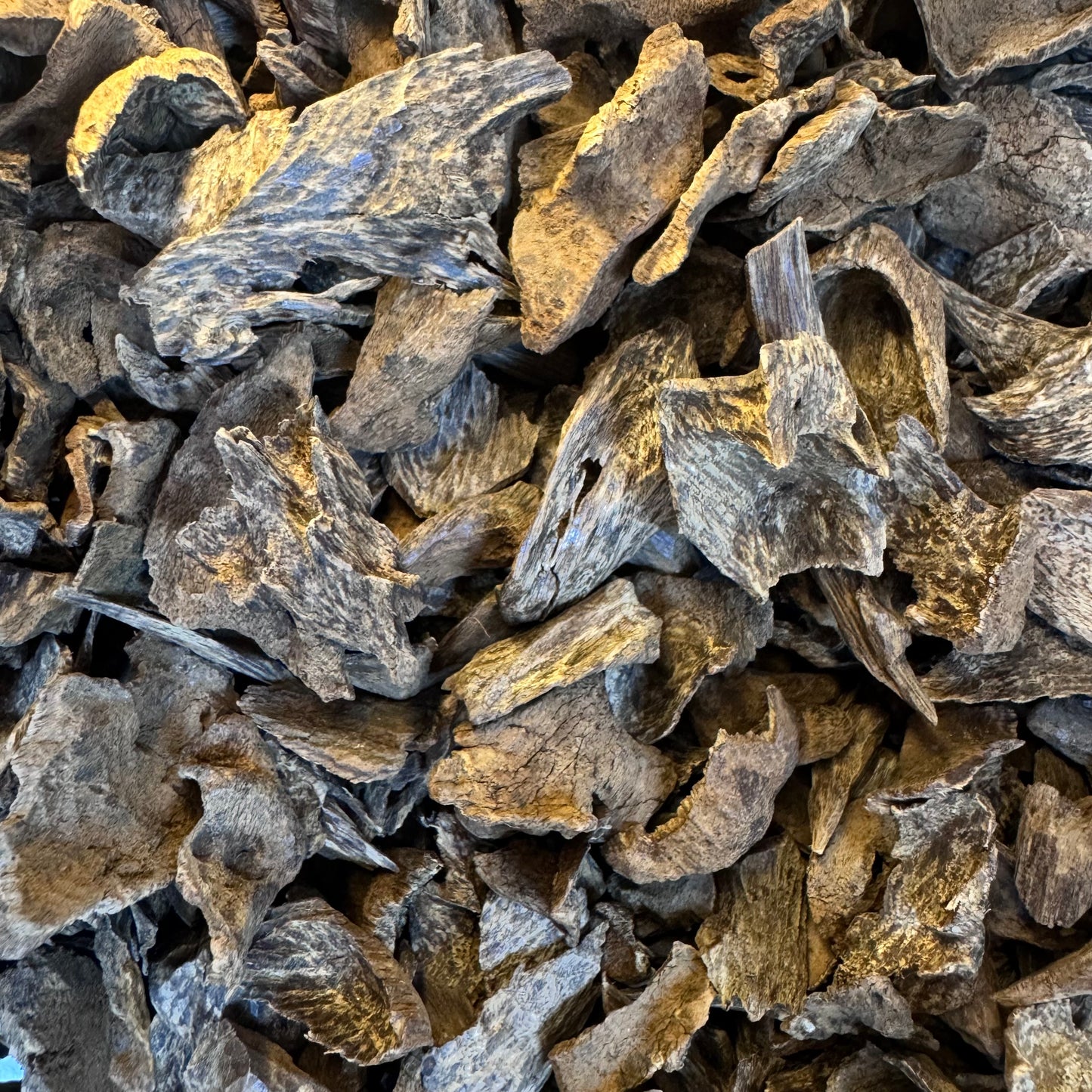 Oud Silani Super - 1Tola